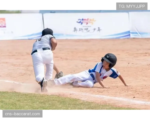 浙江省青少年棒球锦标赛U18组首场对决在徐家埭国际棒球场展开
